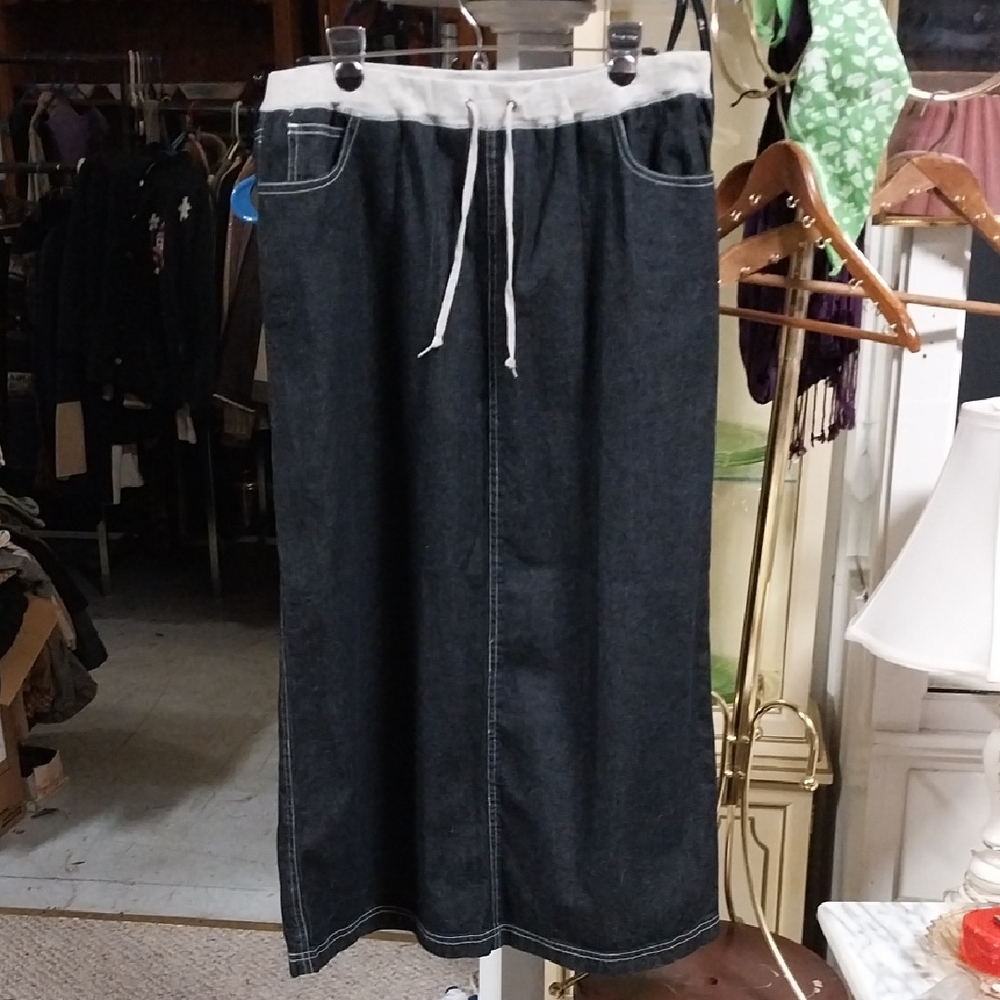 Style Land Black Denim Skirt with White Drawstring